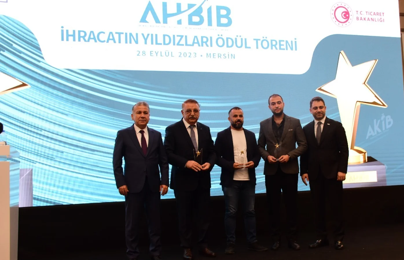 AHBİB en fazla ihracat yapan 27 firmayı ödüllendirdi