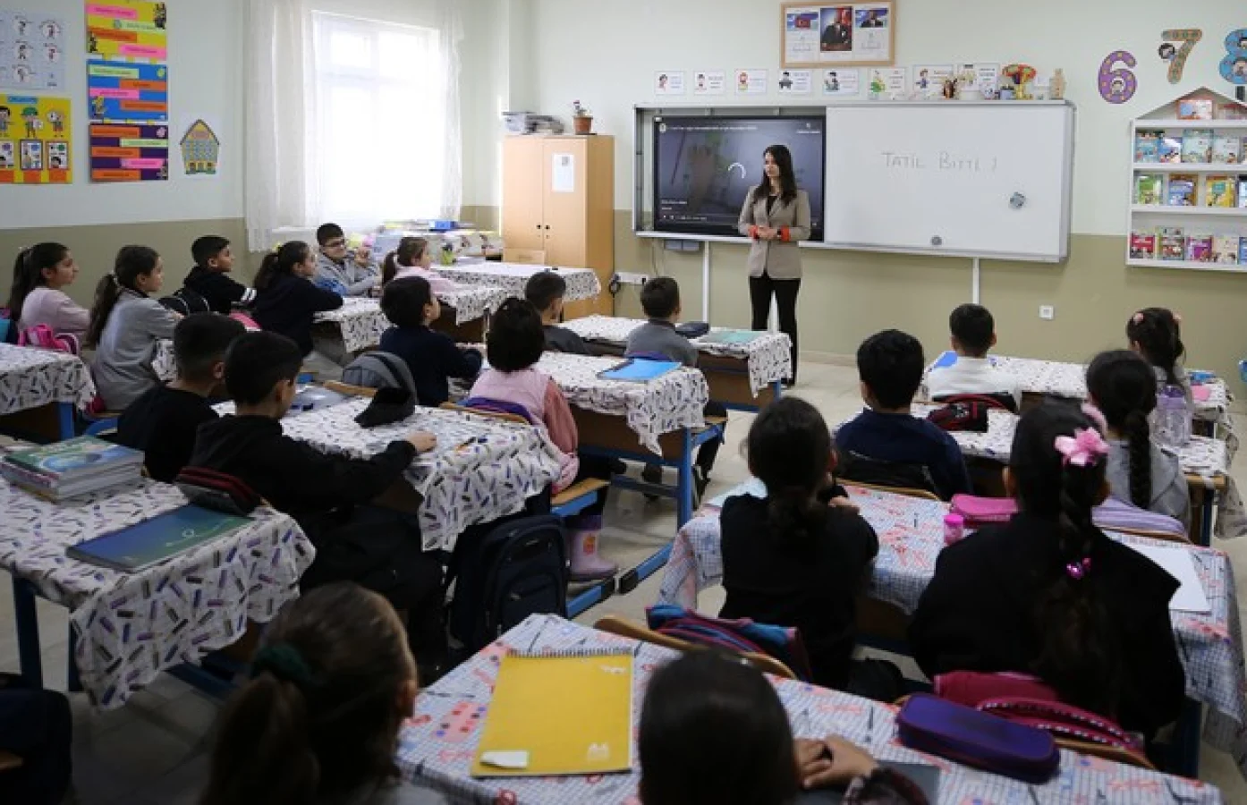 Yarıyıl Tatili Sonrası Ders Zili Çaldı: Adana, Mersin, Osmaniye ve Hatay'da Eğitim Hayat Yeniden Başladı