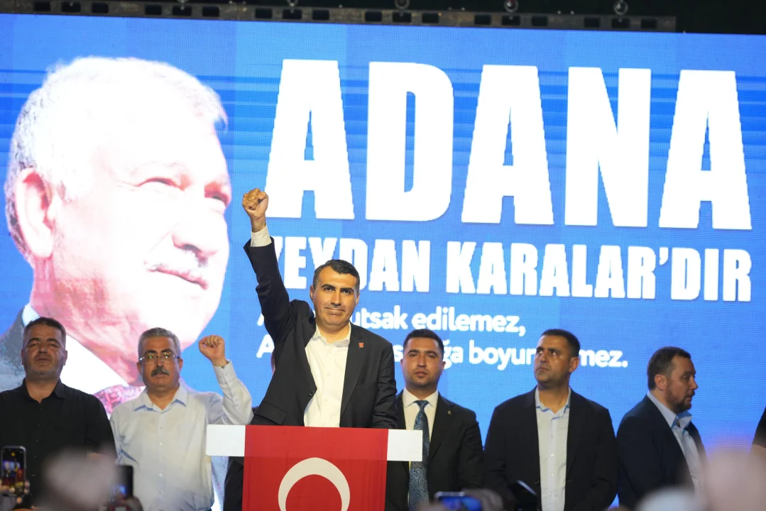 Hemşehrileri Zeydan Karalar’ın gözaltına alınmasına tepkili