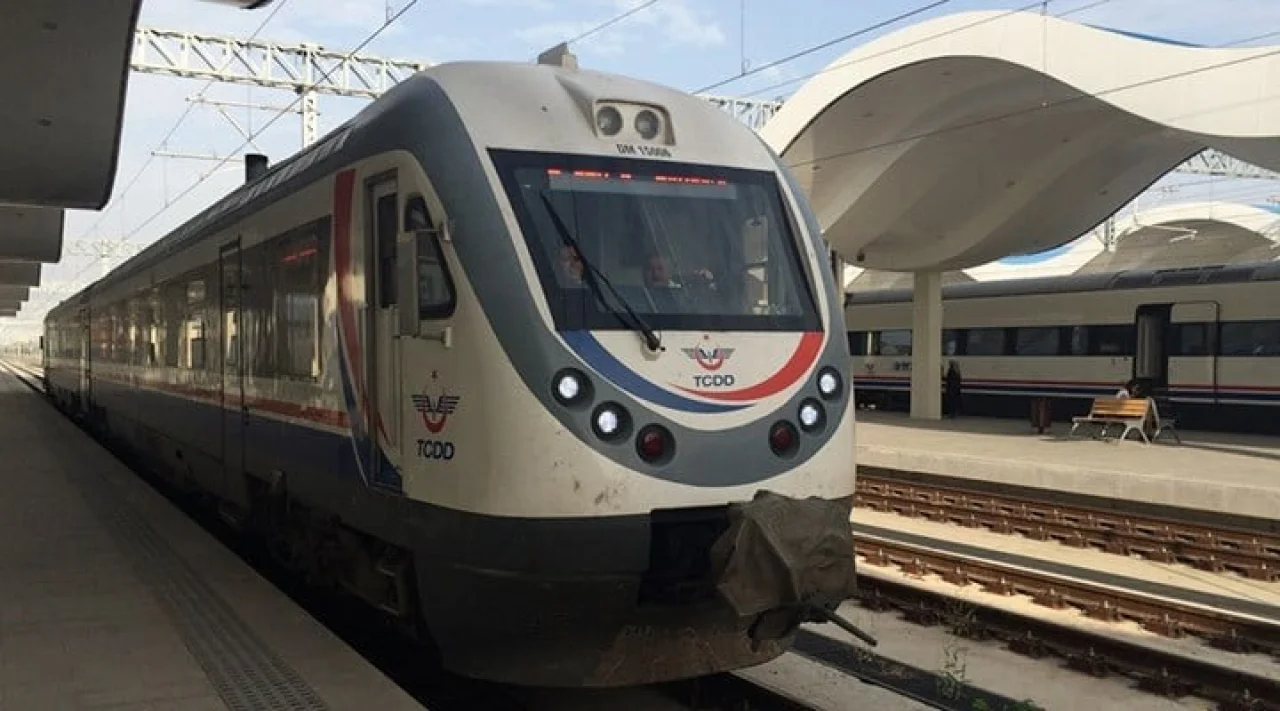 Adana’da Hızlı Tren Çalışmaları Nedeniyle Seferler Duruyor