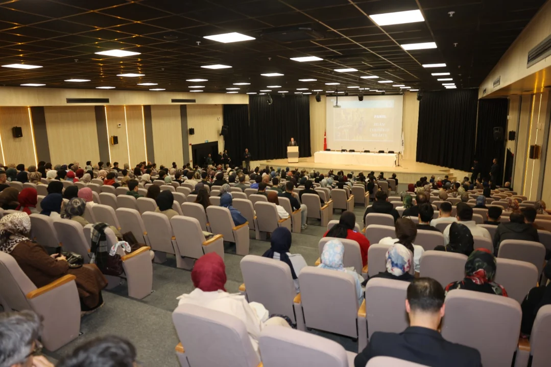 Çukurova Üniversitesi’nde Hilafet Kurumuna Akademik Bakış