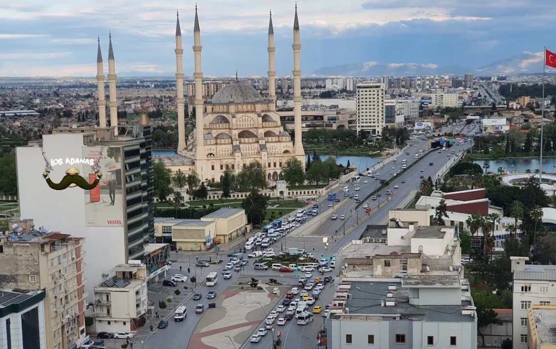 Adana'da Pastırma Yazını Aratmayan Mart: Sıcaklıklar 23 Dereceyi Görecek!
