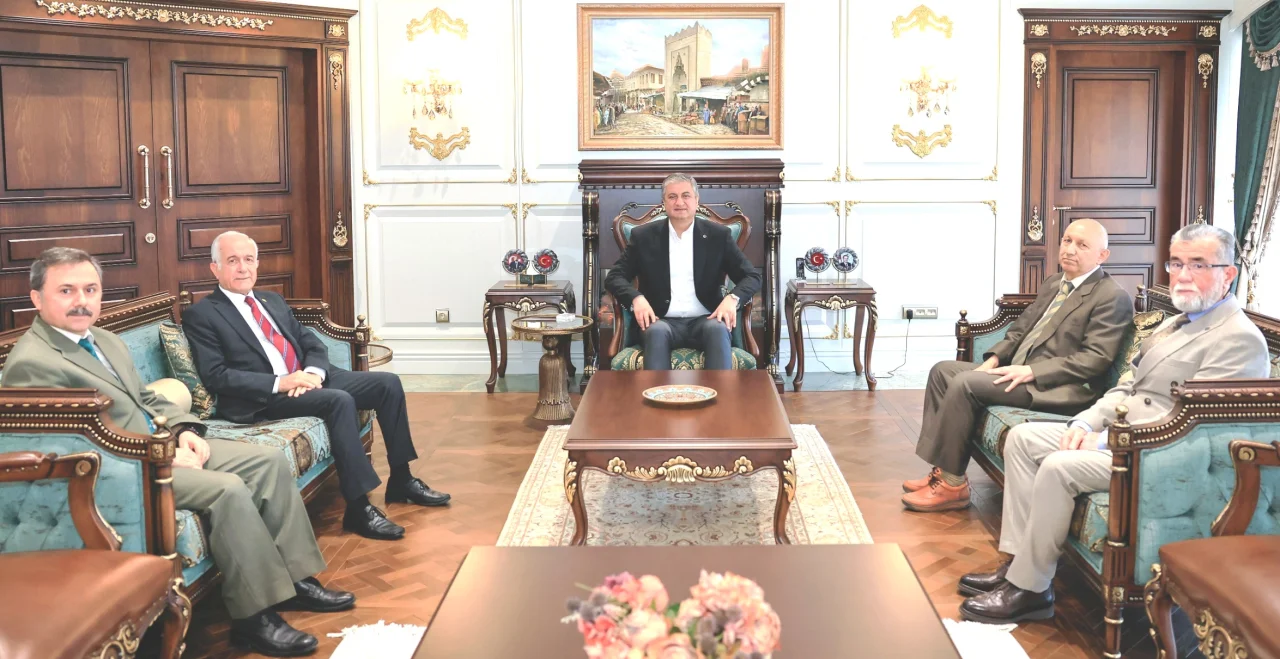 Masa Tenisi Zirvesi İçin Vali Yavuz’a Özel Forma: Uluslararası Dev Organizasyon Kapıda!