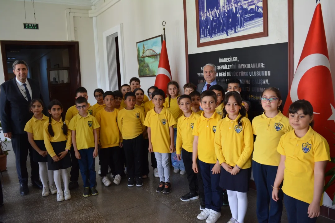 Remzi Oğuz Arık İlkokulu Öğrencileri Yerel Yönetimi Makamında Öğrendi