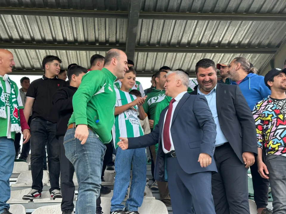 Kaymakam Kurtyemez de İzledi: Ceyhan FK Sahada Fırtına Gibi Esti