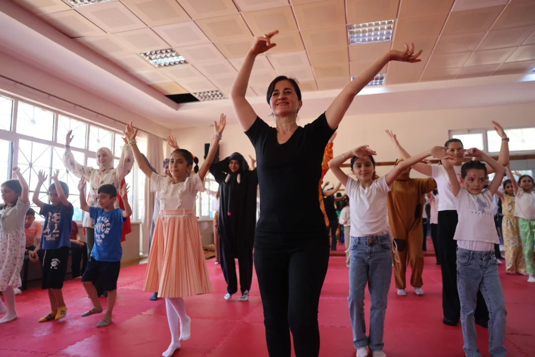 Spor Bilimleri Fakültesi’nde Neşe Dolu Gün: Çölyaklı Çocuklar Doyasıya Eğlendi