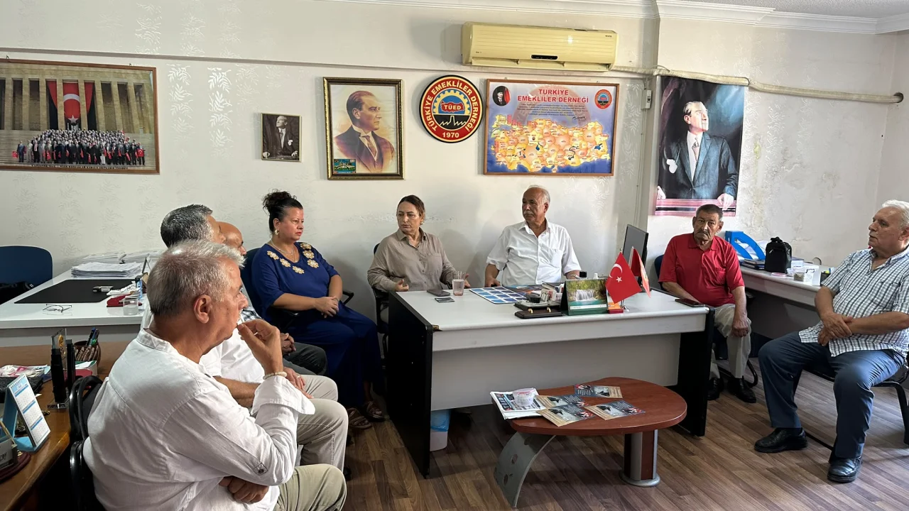 Adana’da Emeklilerden İktidara Sert Yanıt: